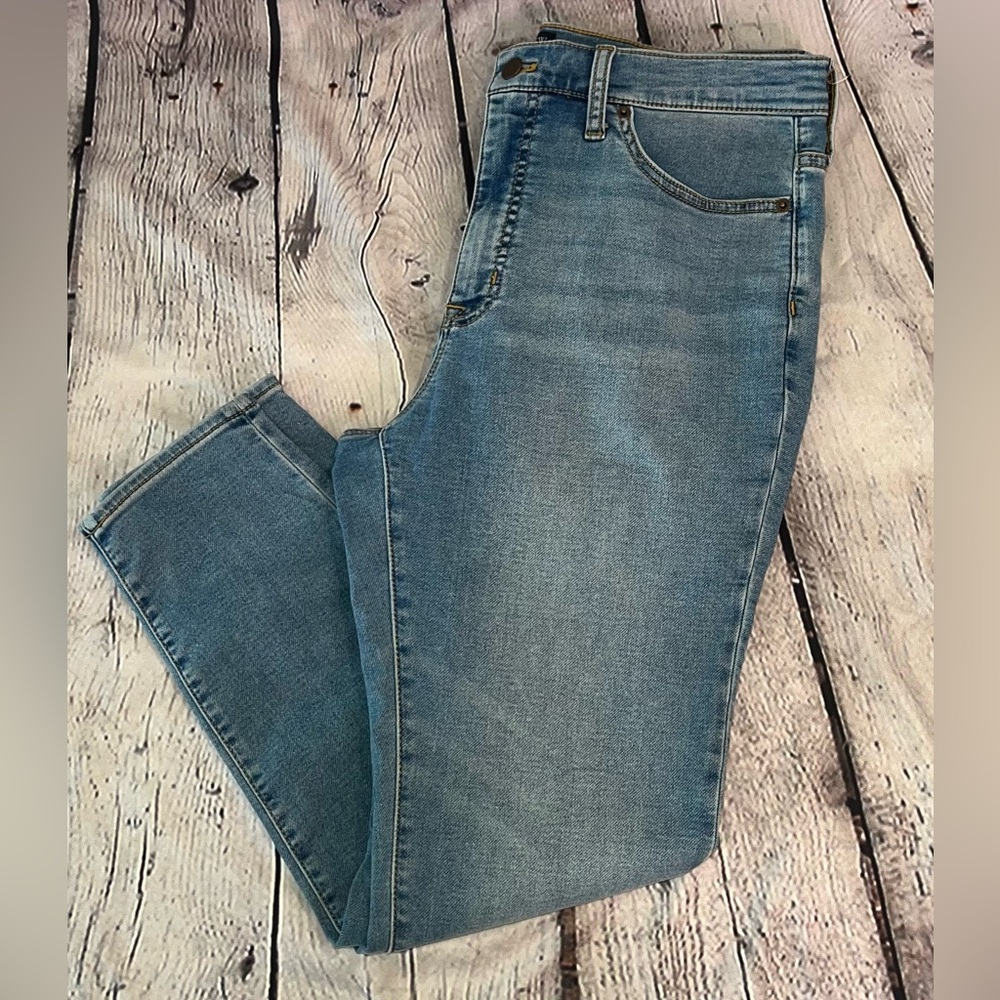 J Crew Midrise Skinny Jean 31